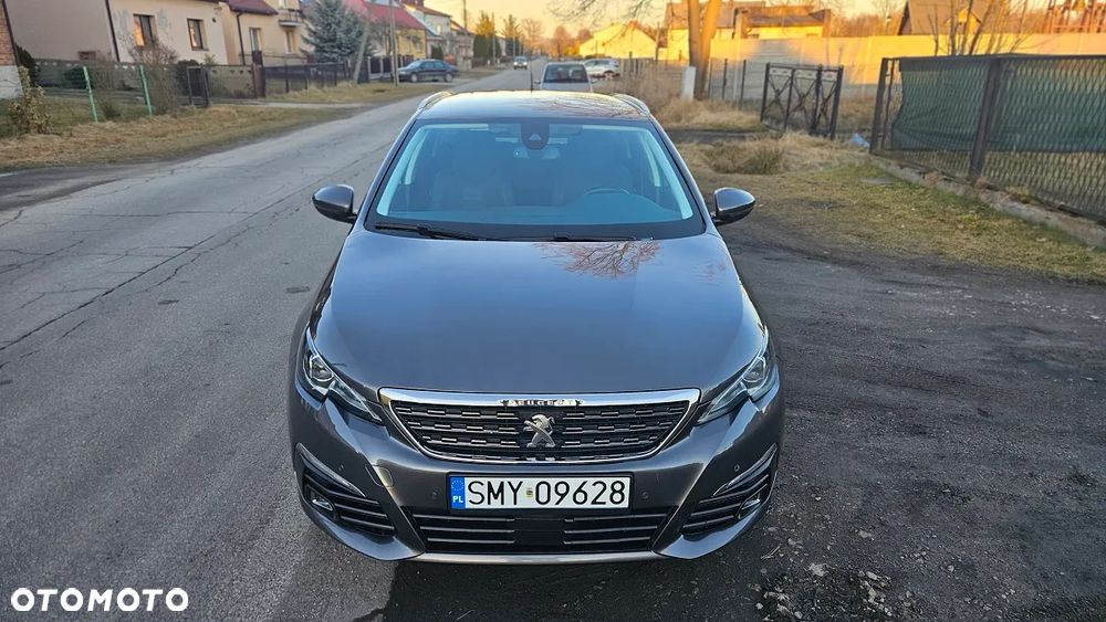 Peugeot 308 PureTech 130 EAT8 Allure - 2