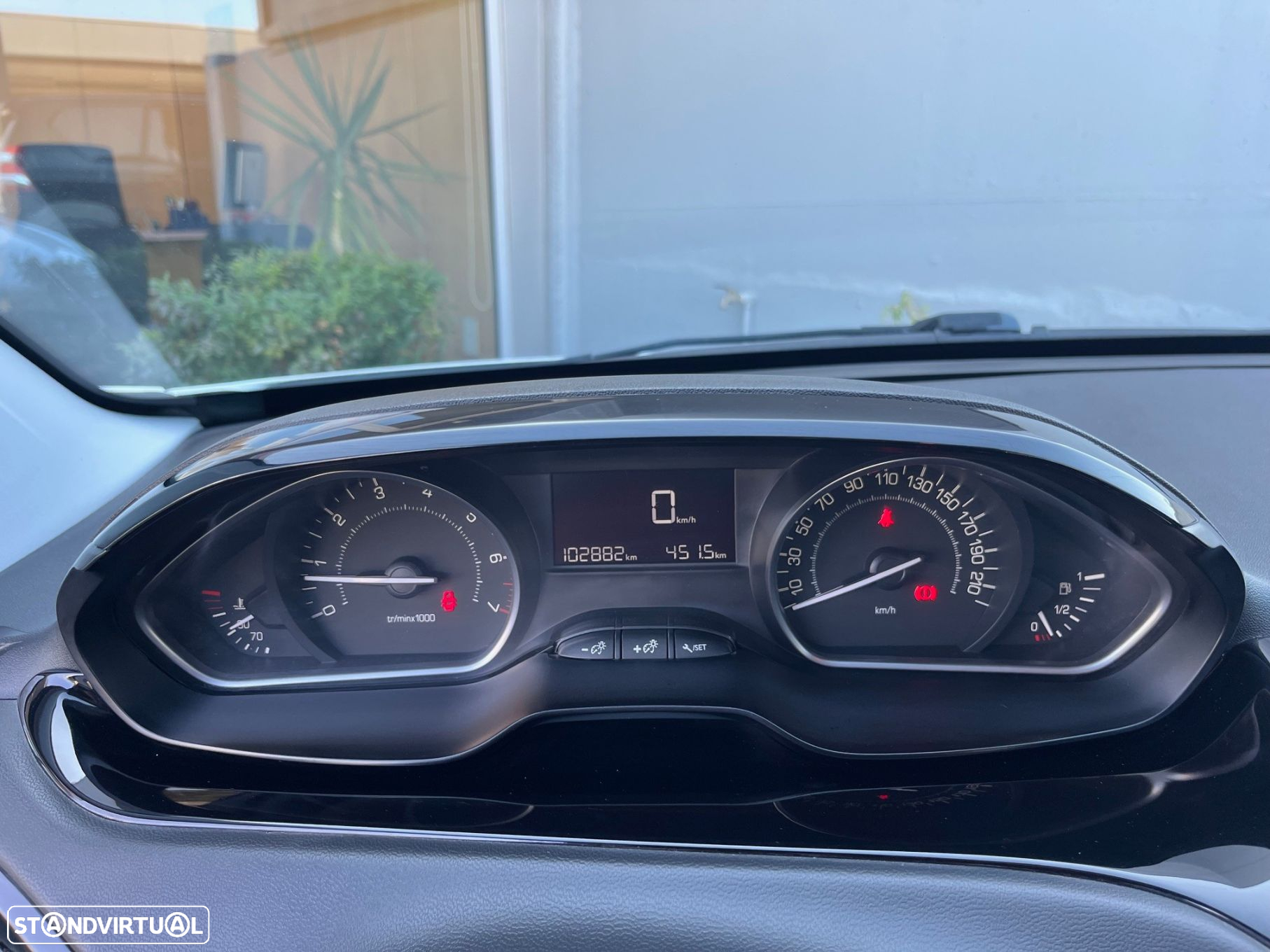 Peugeot 208 1.2 PureTech Active - 10