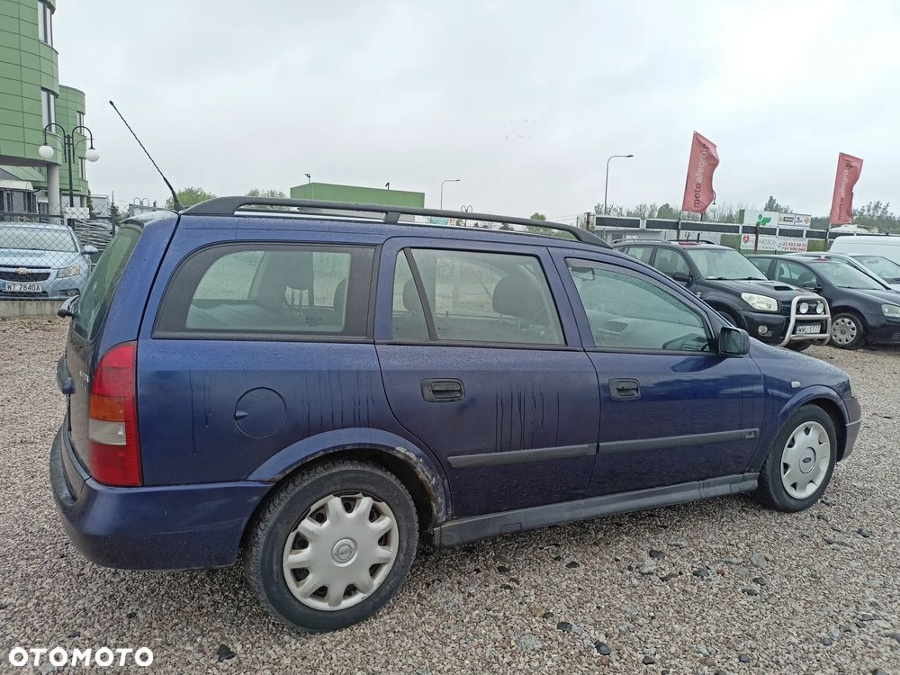 Opel Astra - 4