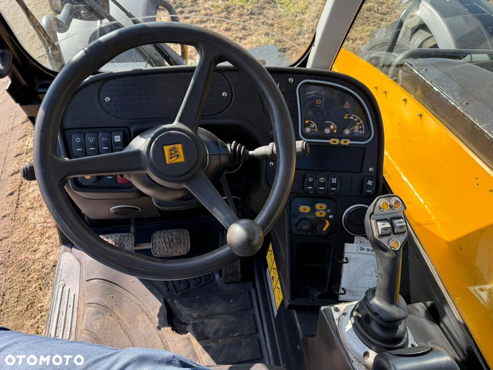 JCB Ładowarka teleskopowa Jcb 531-70 AGRI PLUS 2014 ROK Bardzo dobrze utrzymana 7 Metrów 3,1 Tony Klimatyzacja Ładna ładowarka - 8