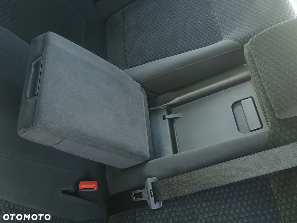 Opel Vectra 1.8 Elegance - 24