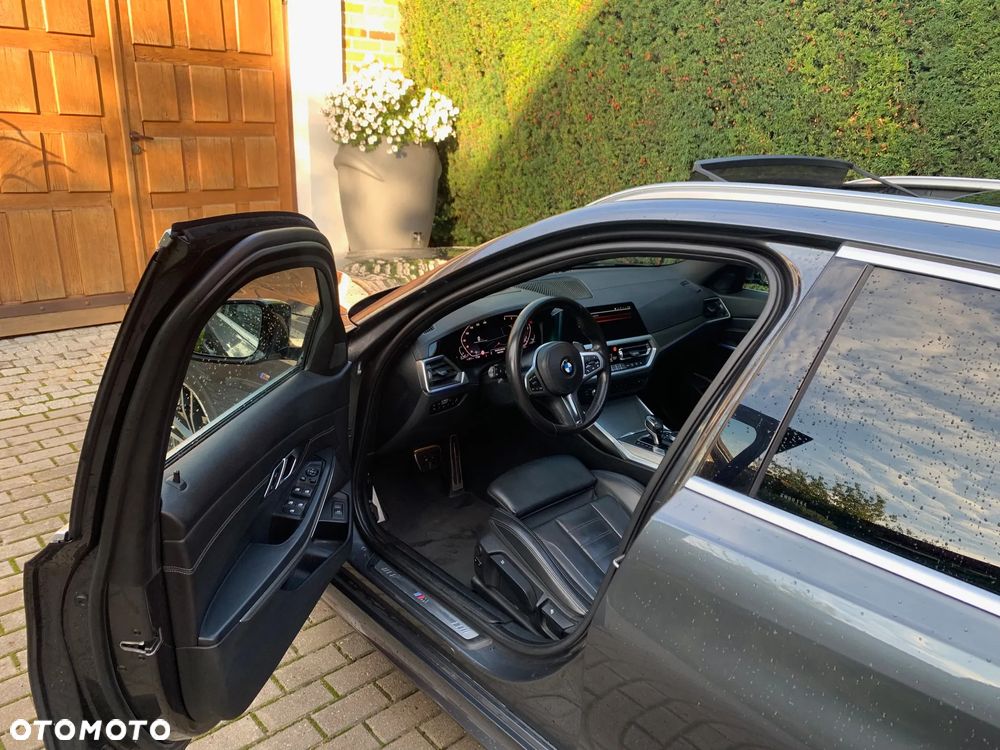 BMW Seria 3 320d xDrive M Sport Shadow - 6