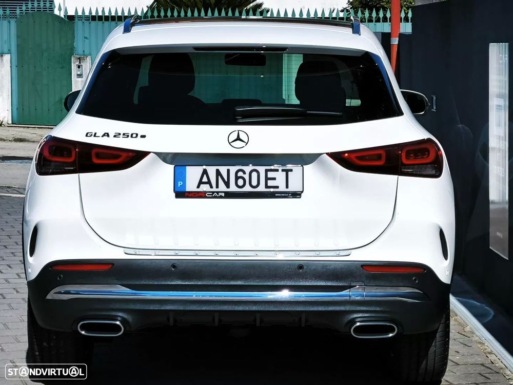 Mercedes-Benz GLA 250 e AMG Line - 12