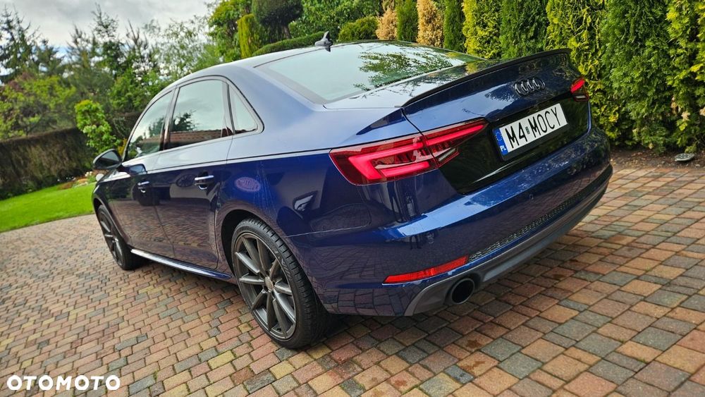 Audi A4 Limousine - 8