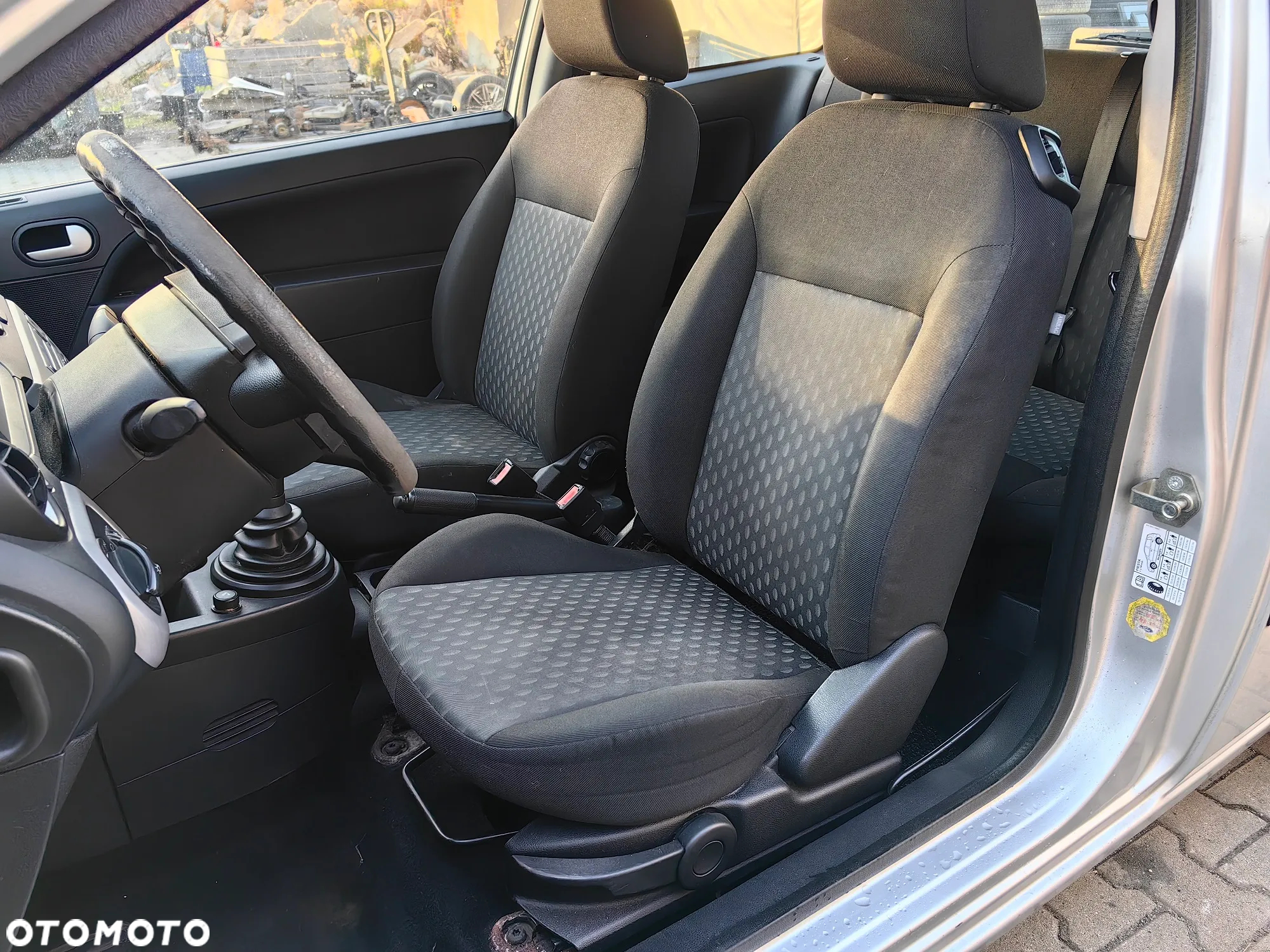 Ford Fiesta 1.3 - 13
