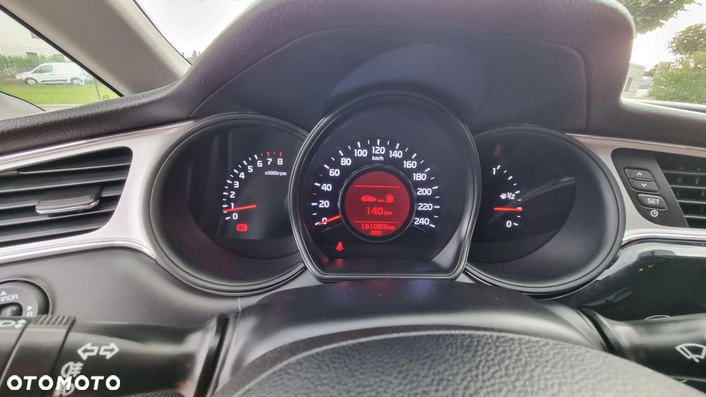 Kia Ceed 1.4 CVVT UEFA EURO 2016 - 19