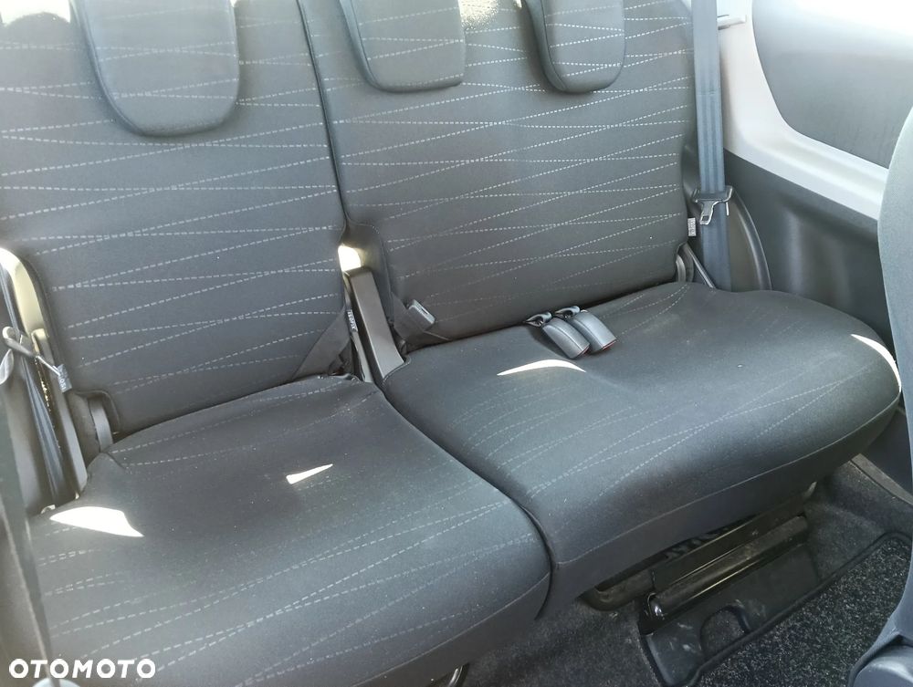 Toyota Yaris 1.3 Luna Premium - 18