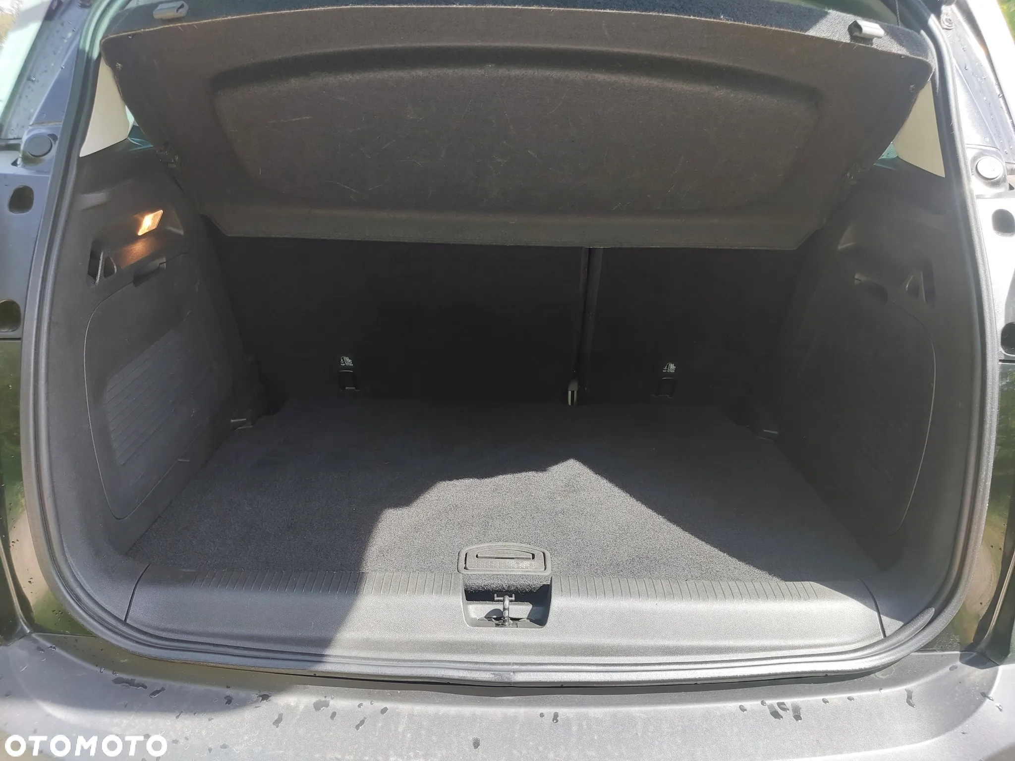 Opel Crossland X - 24