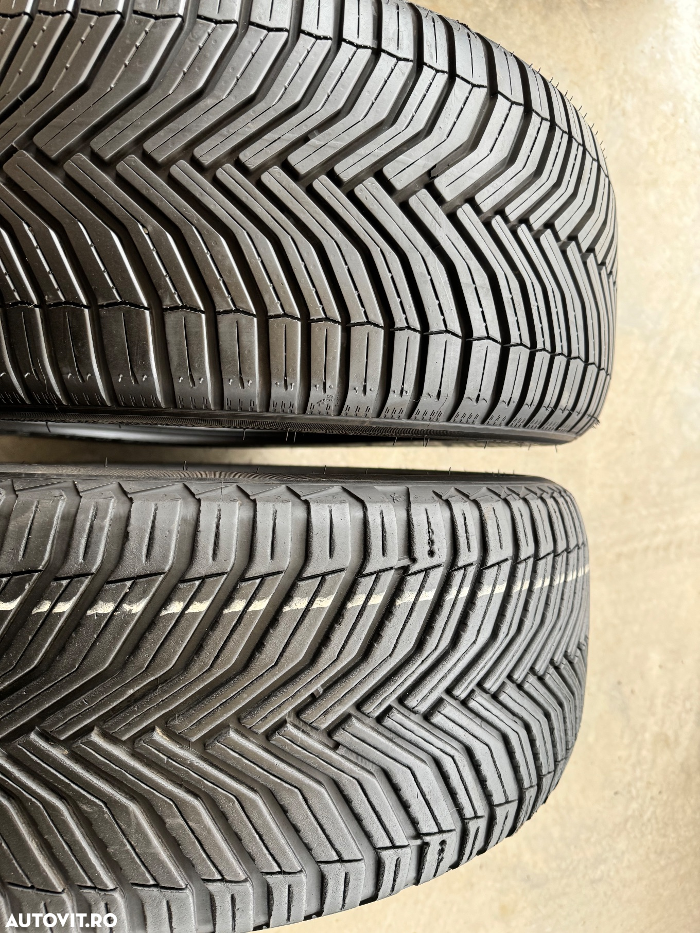 Vând 2 anvelope 245/45/19 Michelin allseason ca noi - 2