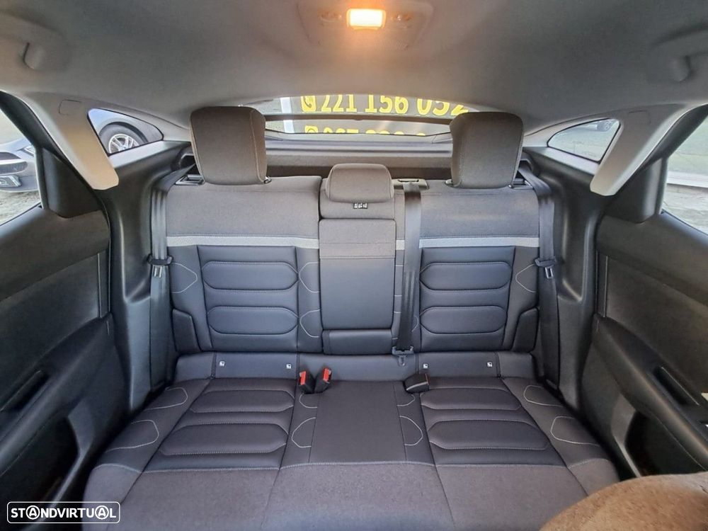 Citroën e-C4 50 kWh Shine - 11