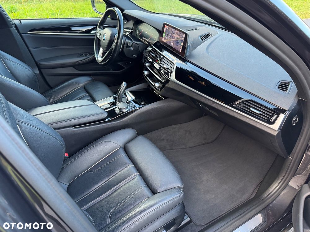 BMW Seria 5 530i GPF Sport Line sport - 12