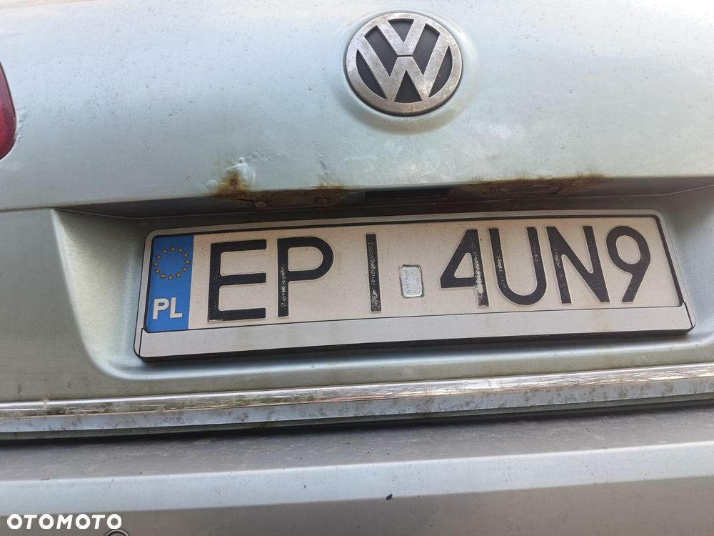 Volkswagen Passat 1.9 TDI Comfortline - 12