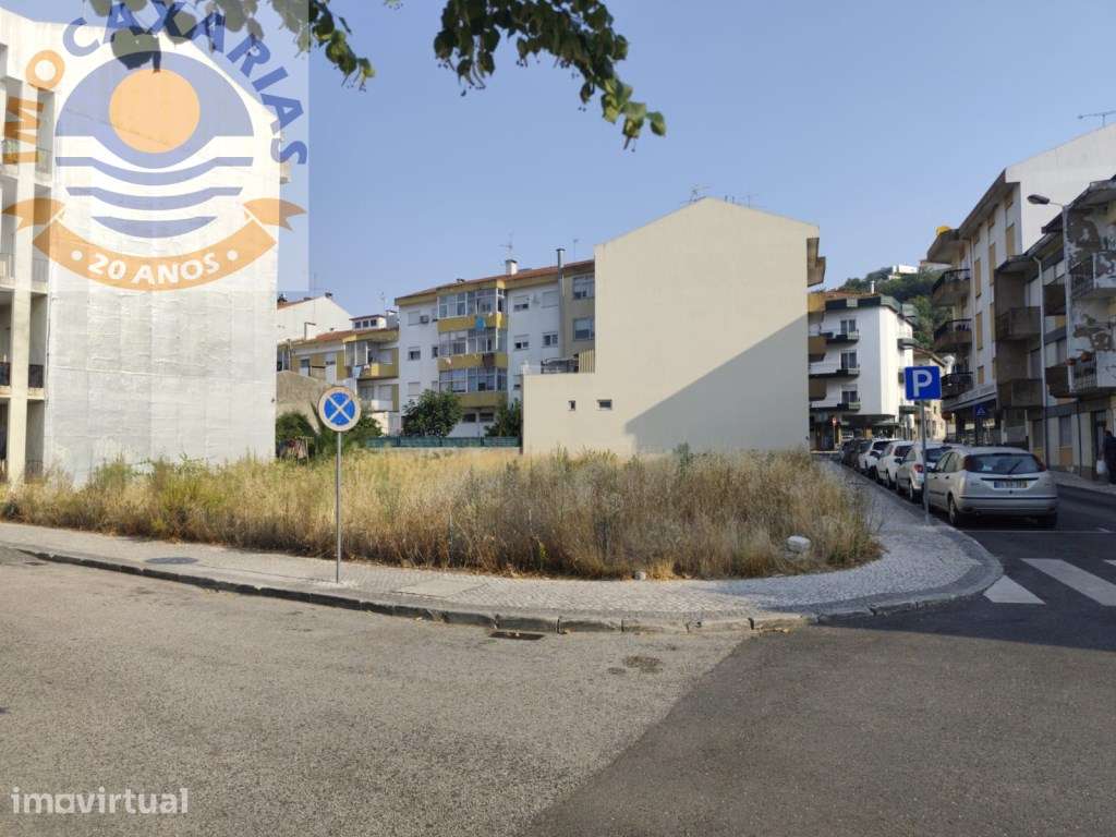 Terreno com 770m² no Centro de Ourém - Viabilidade de Construção Ha... - Grande imagem: 4/12