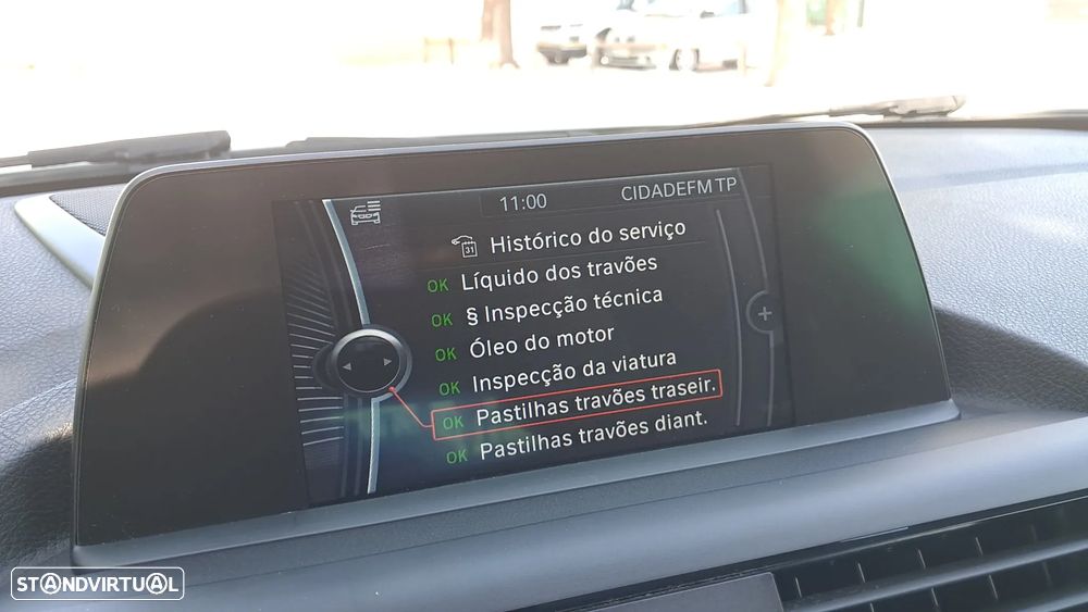 BMW 120 d Pack M - 44