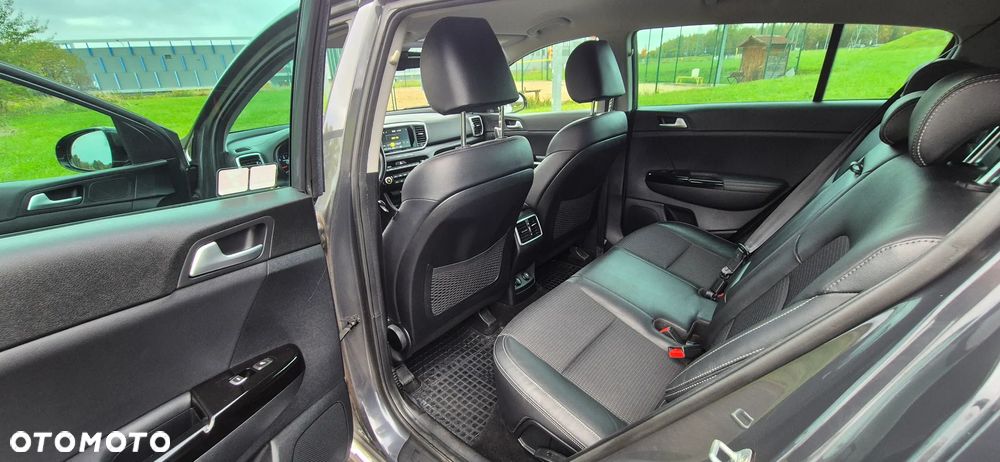Kia Sportage 1.6 T-GDI L Business Line Plus 2WD DCT - 4