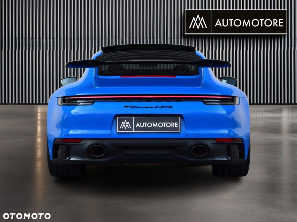 Porsche 911 Carrera 4 GTS - 7