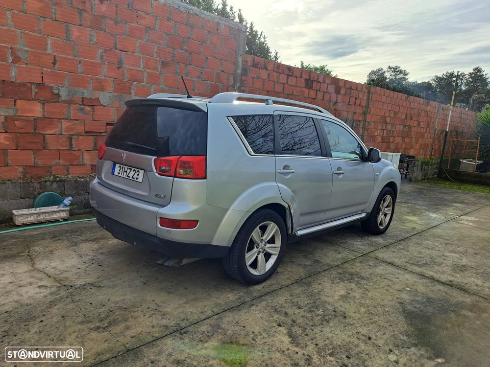 Peugeot 4007 2.2 HDi Executive - 2