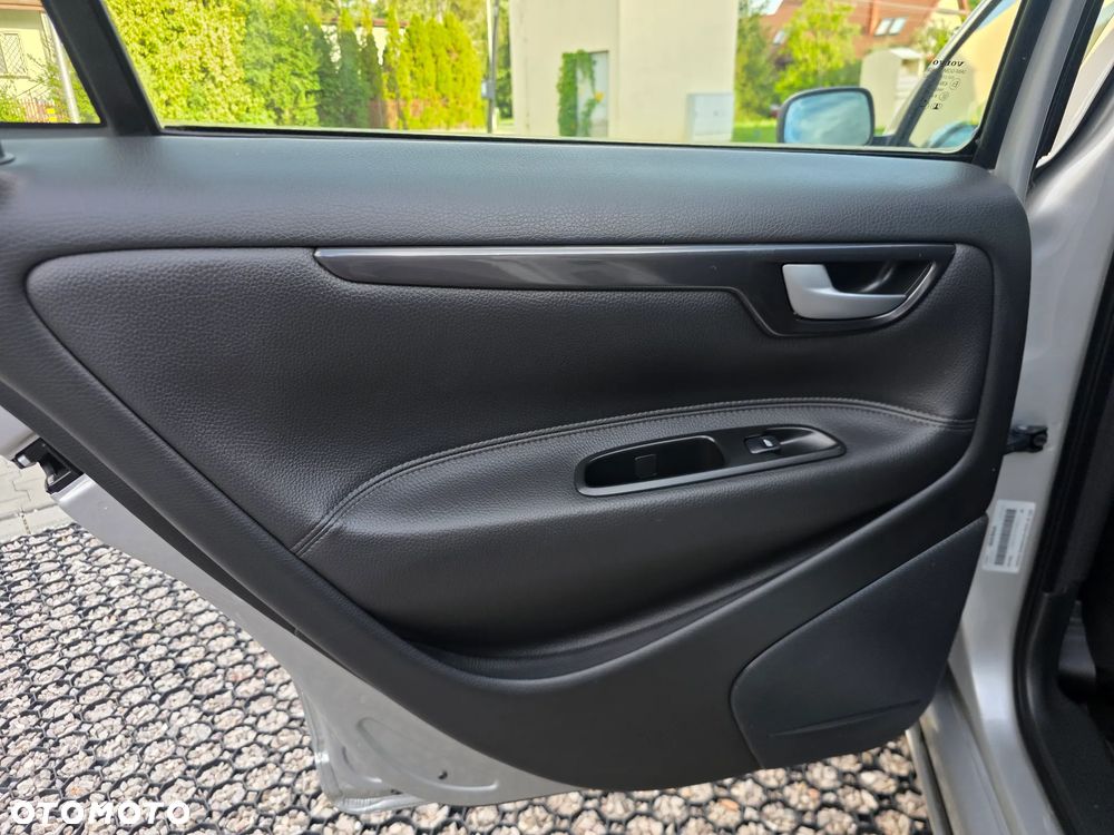 Volvo S60 2.4 T5 Summum - 22