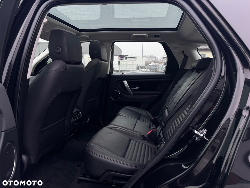 Land Rover Discovery Sport - 23