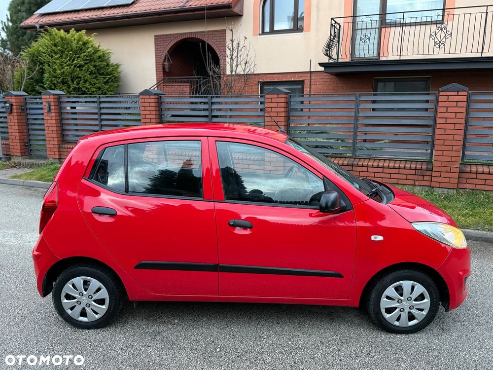 Hyundai i10 1.1 Base - 12