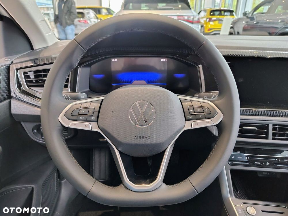Volkswagen Polo - 12