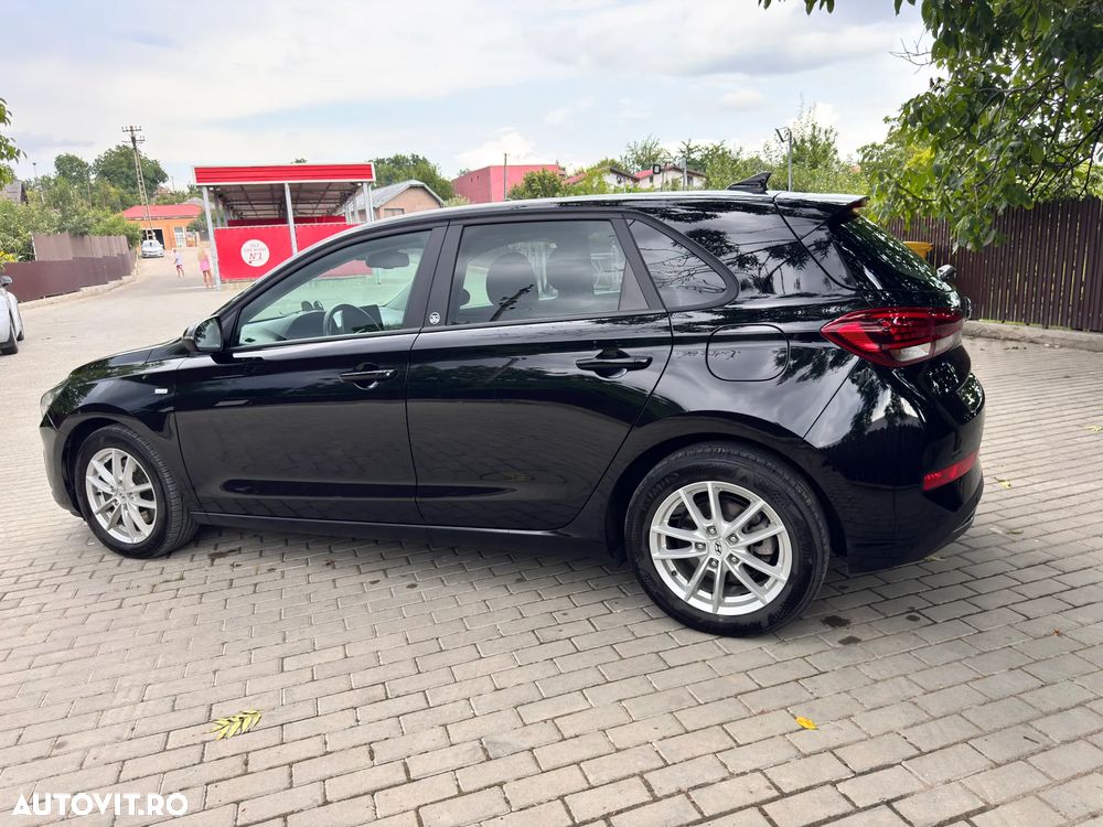 Hyundai i30 1.5 T-GDI MHEV 160CP 7DCT Highway - 9