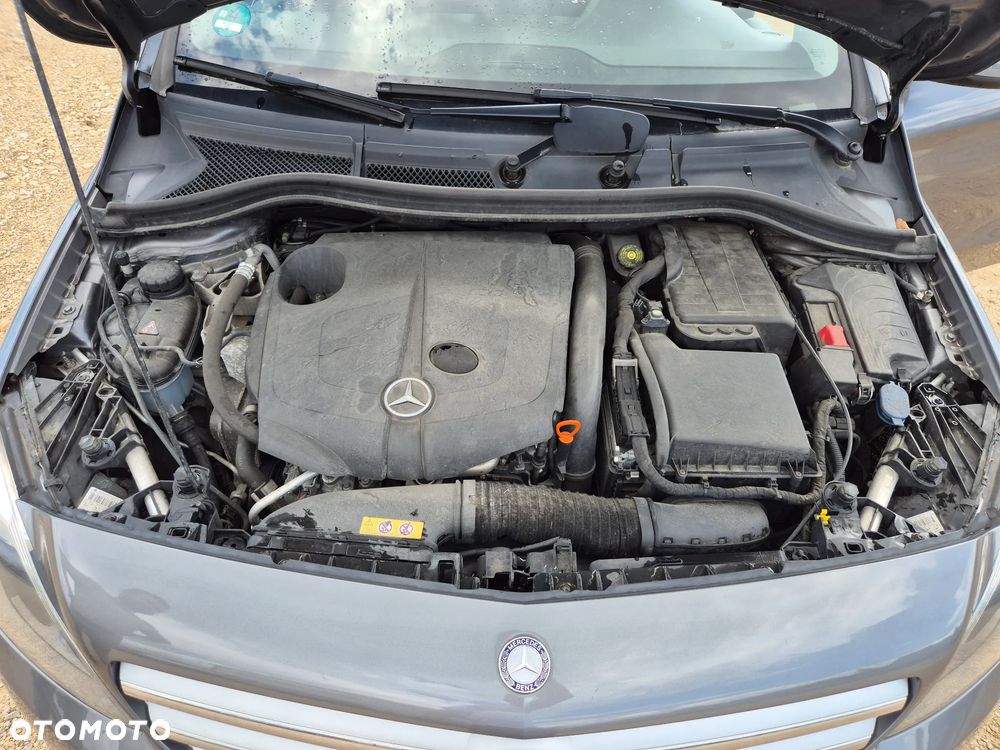 Mercedes-Benz Klasa B 180 CDI (BlueEFFICIENCY) - 11