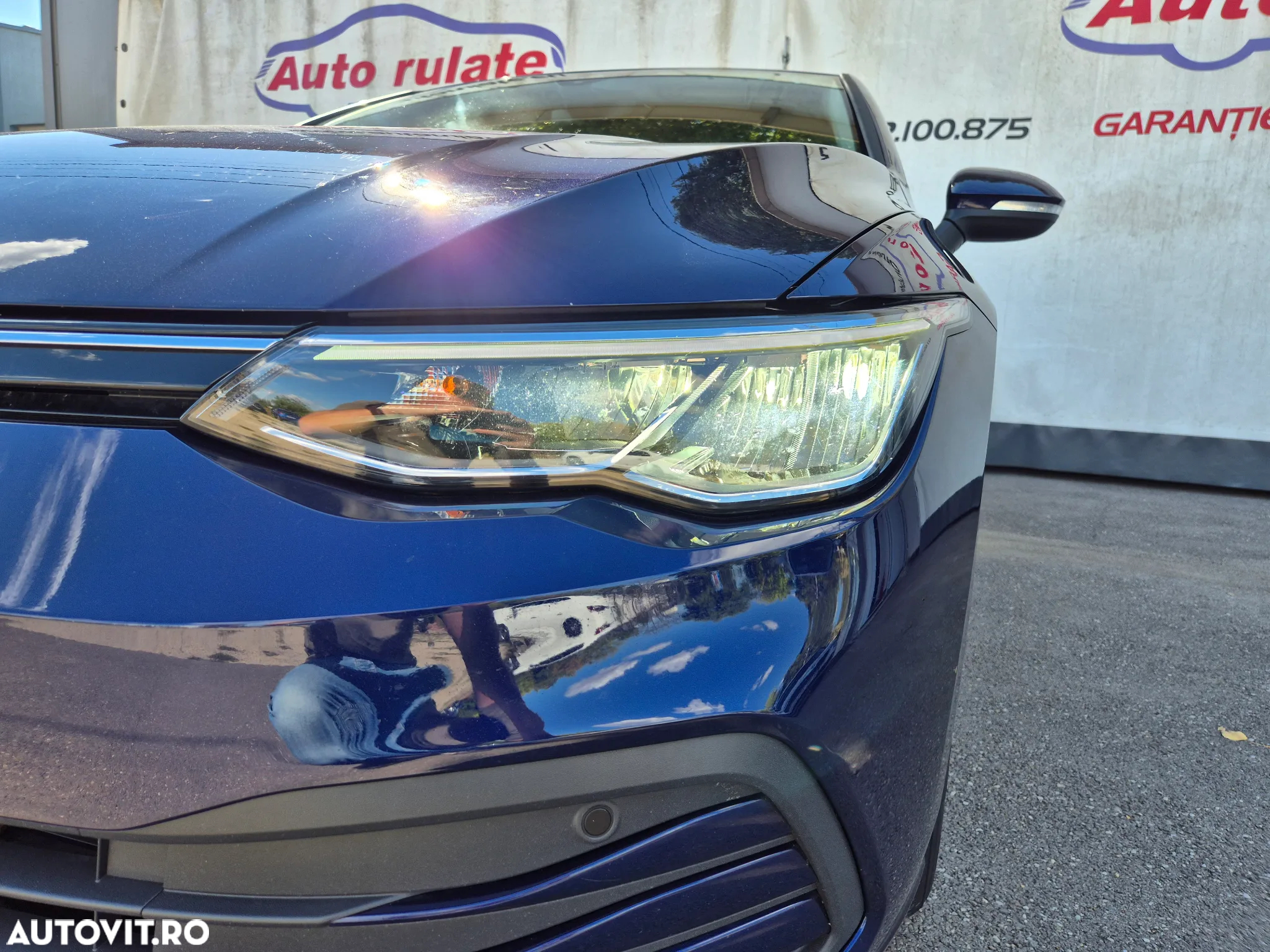 Volkswagen Golf 1.0 eTSI DSG MHEV Life - 9