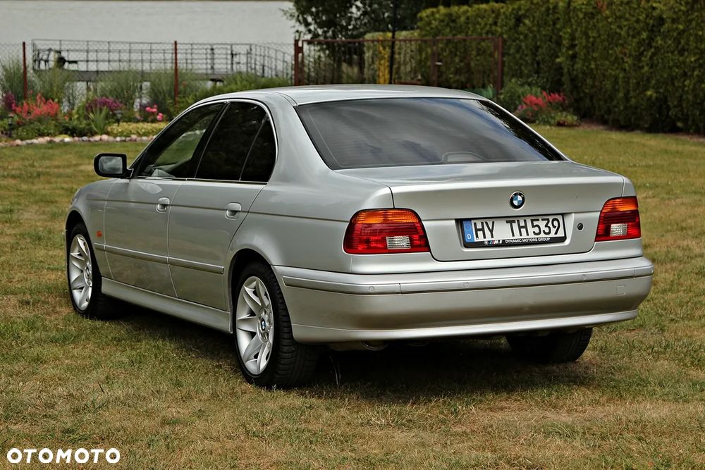 BMW Seria 5 535i - 8