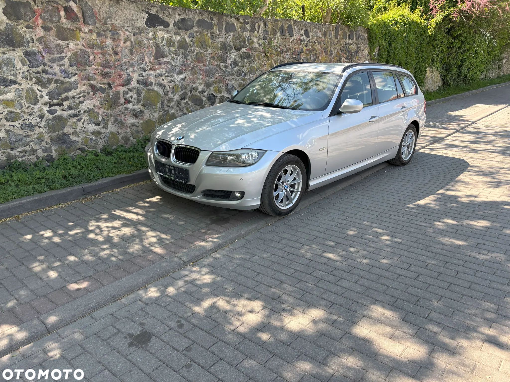 BMW Seria 3 320d DPF Touring - 1