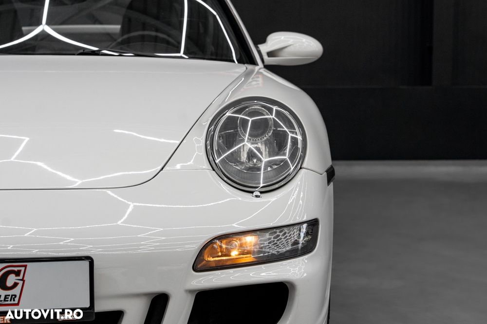 Porsche 911 - 8
