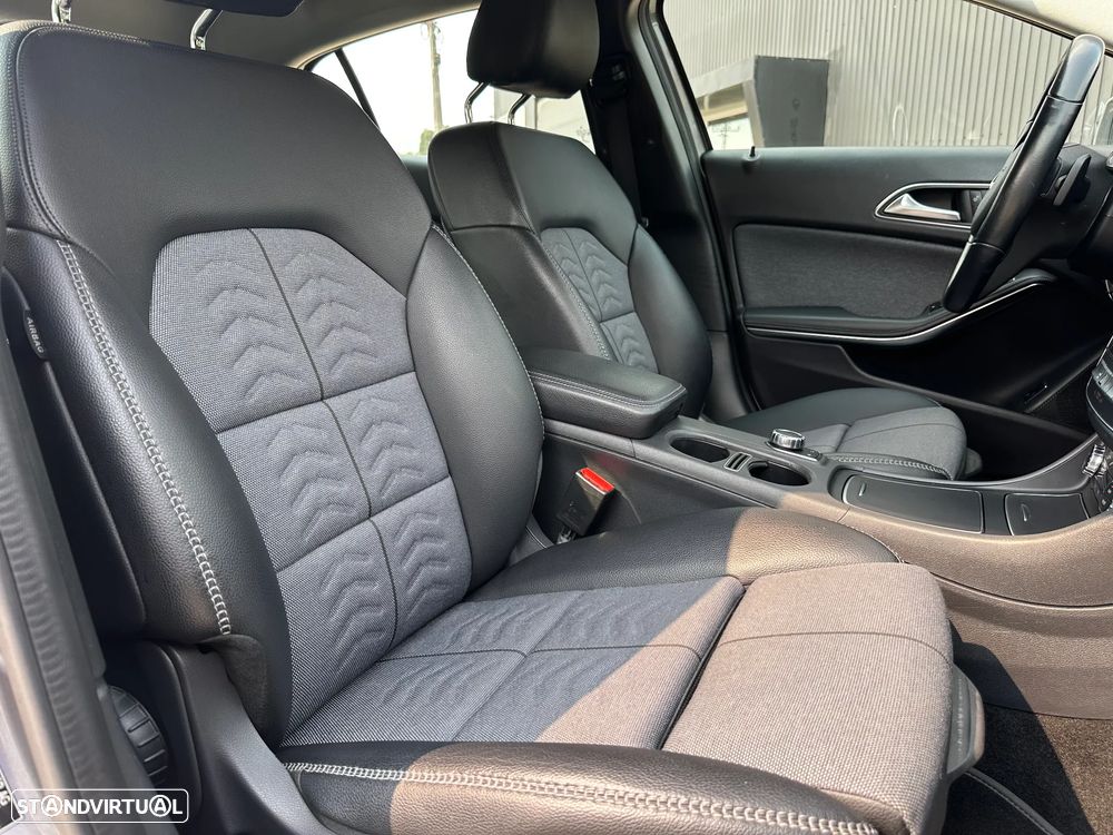 Mercedes-Benz GLA 200 d 7G-DCT Urban - 19