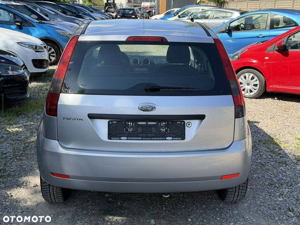 Ford Fiesta - 8