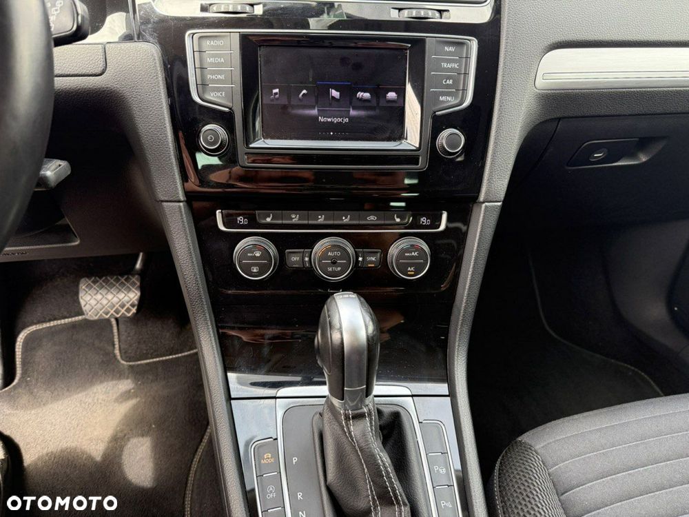 Volkswagen Golf Variant 1.4 TSI BlueMotion Technology DSG Comfortline - 23