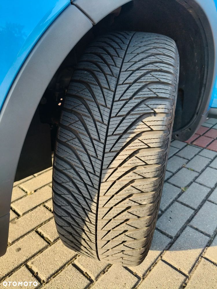Ford Kuga 2.0 TDCi 2x4 Titanium - 15