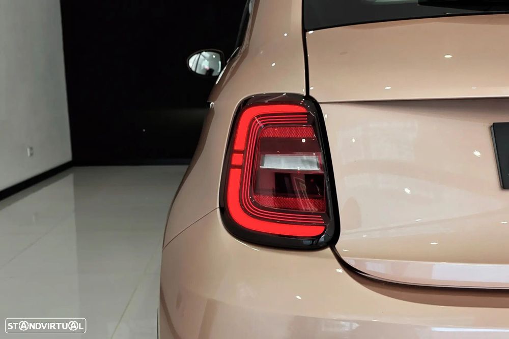 Fiat 500e 42kWh la Prima (by Bocelli) - 33