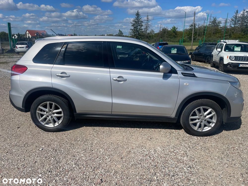 Suzuki Vitara 1.6 DDiS (4x2) Comfort - 4