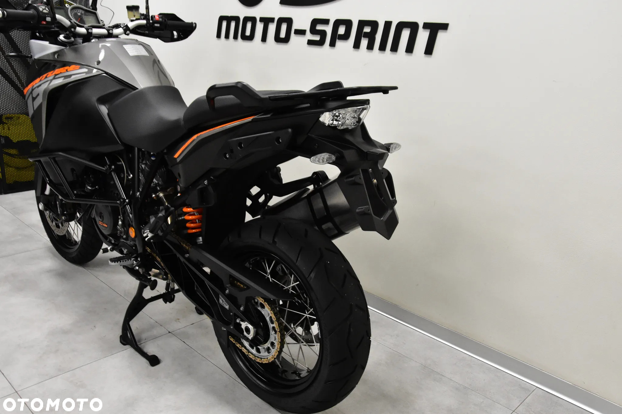 KTM Adventure - 14
