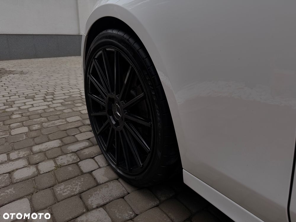 Mercedes-Benz Klasa E 220 d 4-Matic 9G-TRONIC - 9