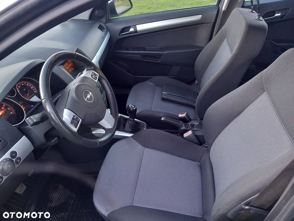 Opel Astra 1.6 Edition Sport - 13