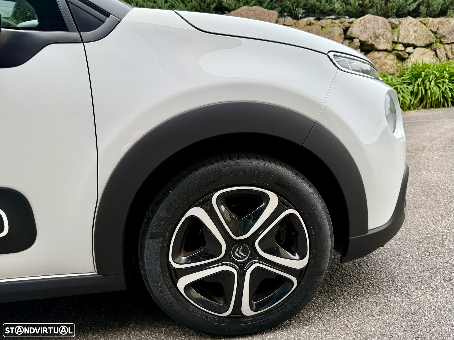 Citroën C3 Pure Tech S&S Shine - 9
