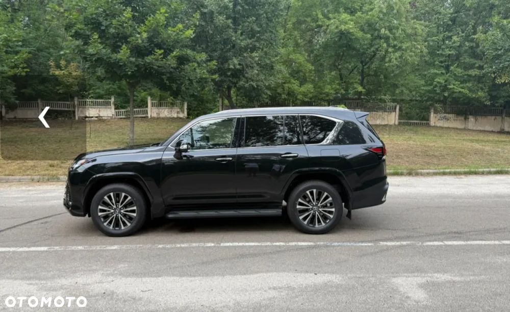 Lexus LX - 1