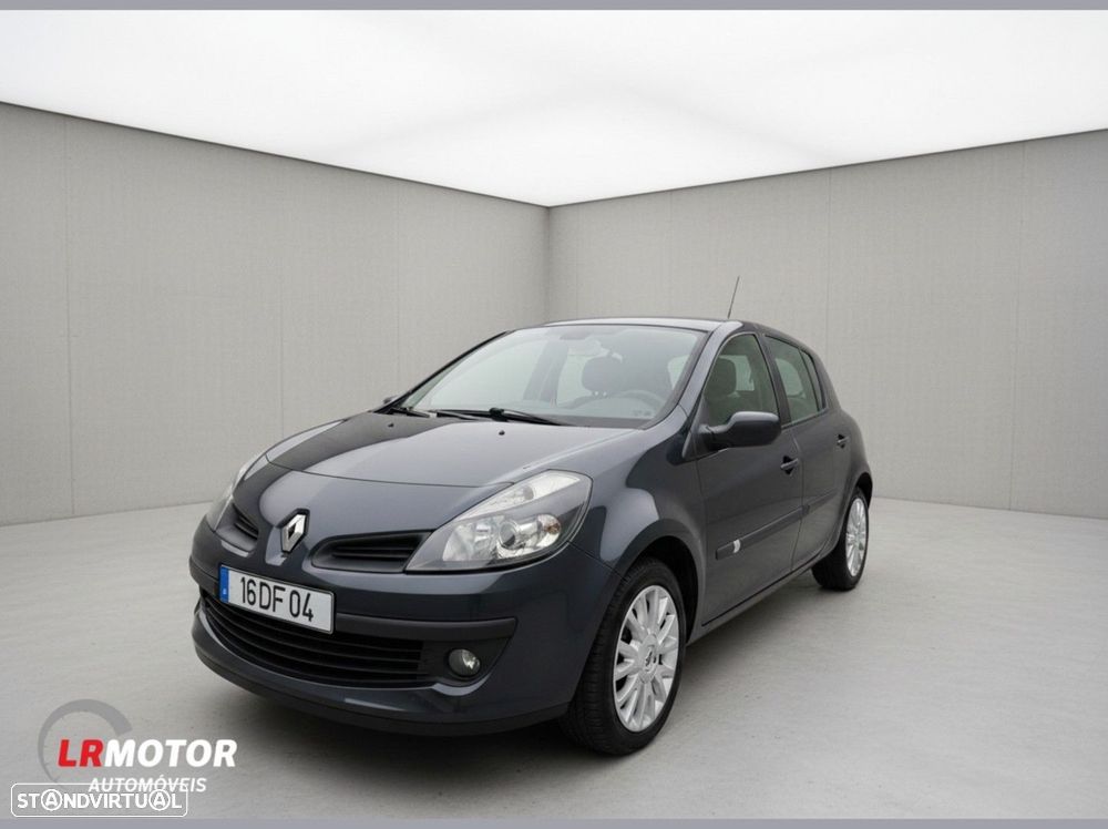 Renault Clio 1.5 dCi Dynamique S - 1