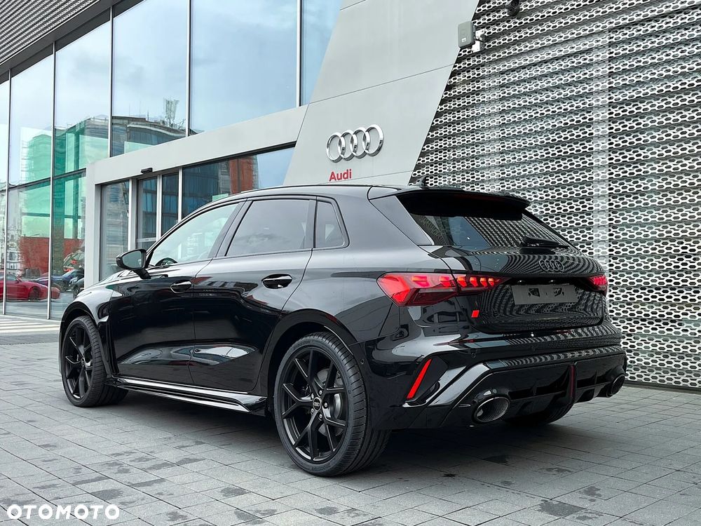 Audi RS3 Sportback - 4