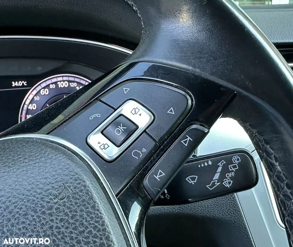 Volkswagen Passat - 40