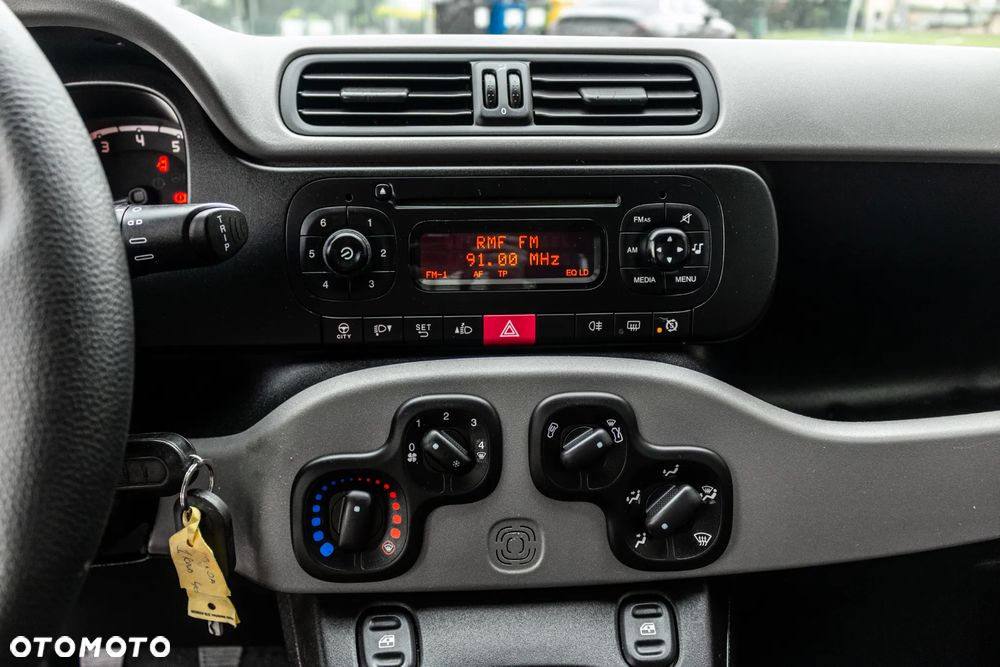 Fiat Panda 0.9 TwinAir Lounge S&S EU6 - 18