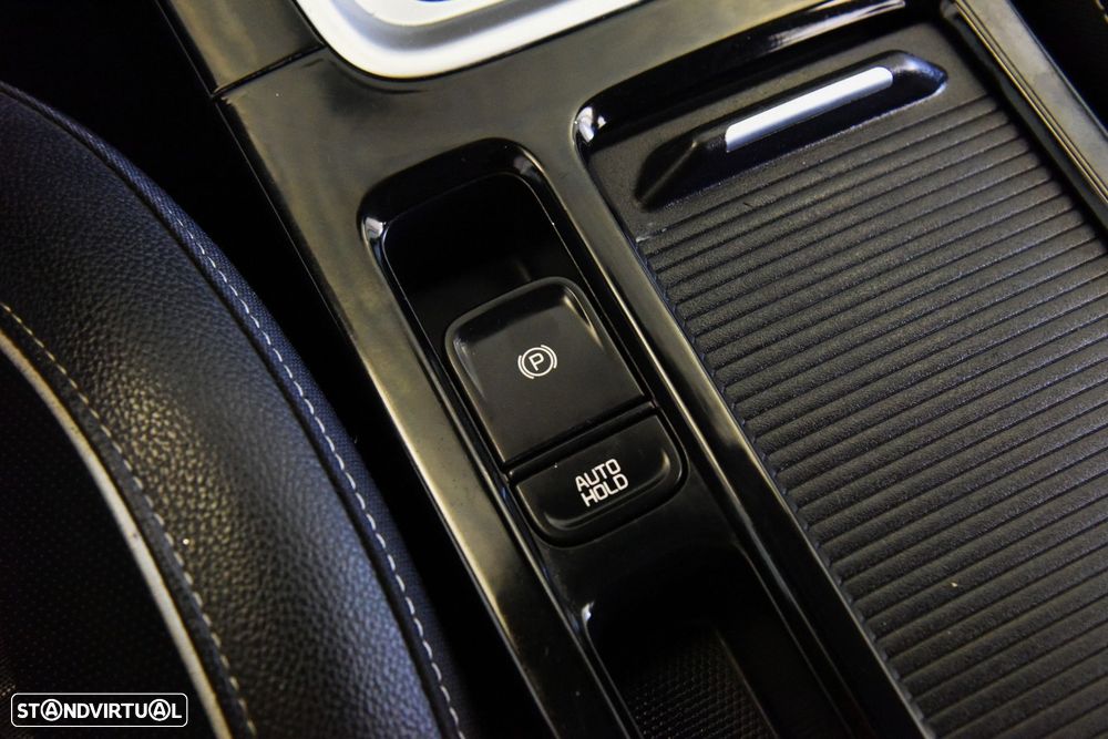 Kia XCeed - 18