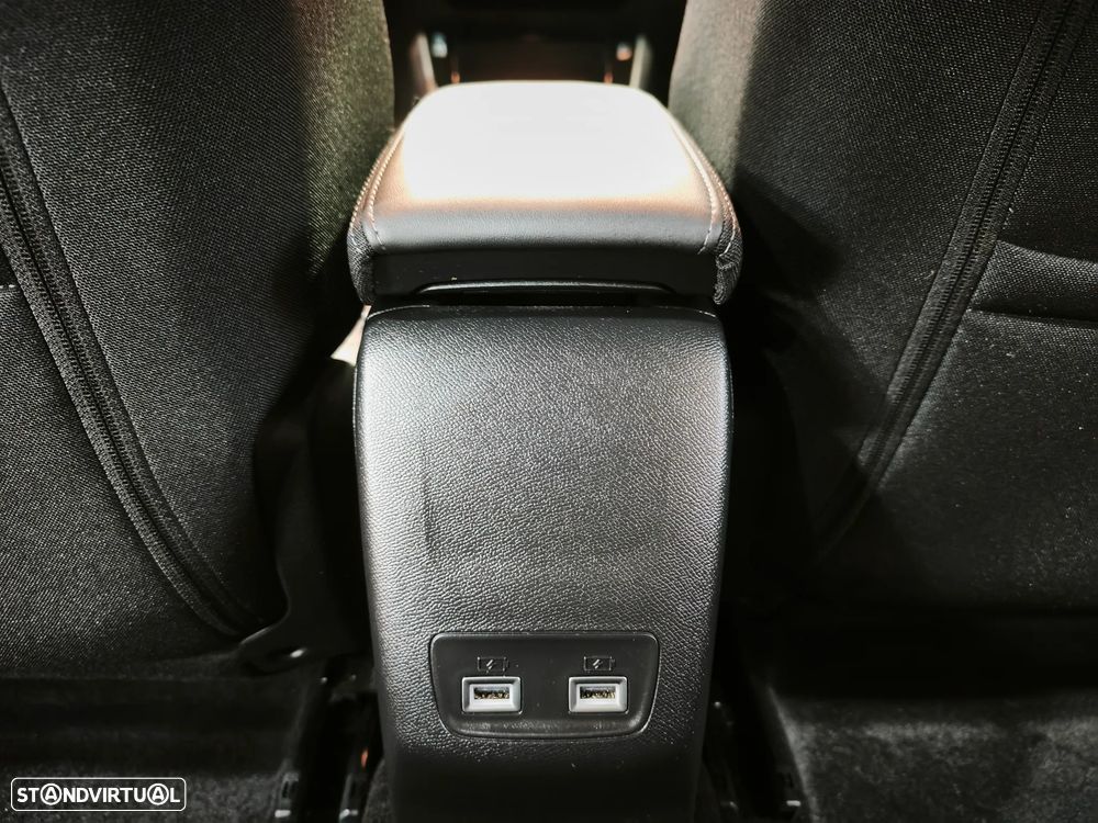 Peugeot e-2008 Active Pack - 17