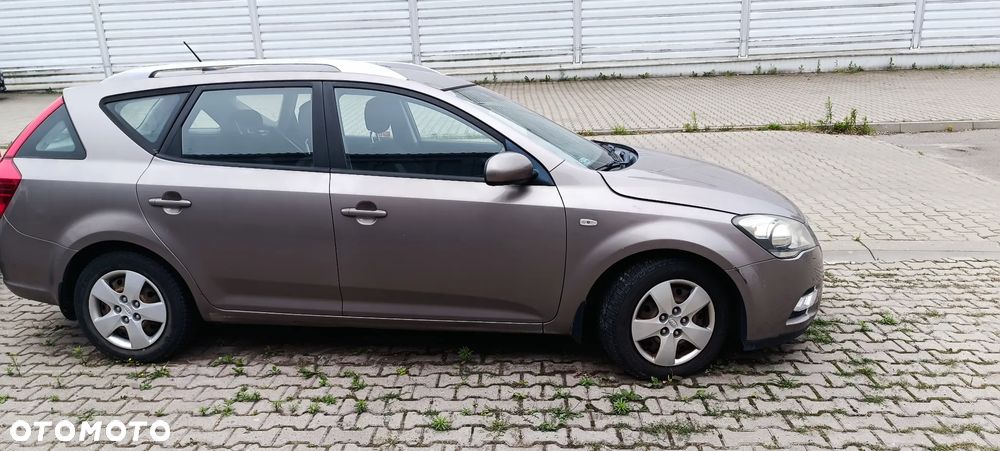 Kia Ceed 1.6 Crdi Comfort - 3