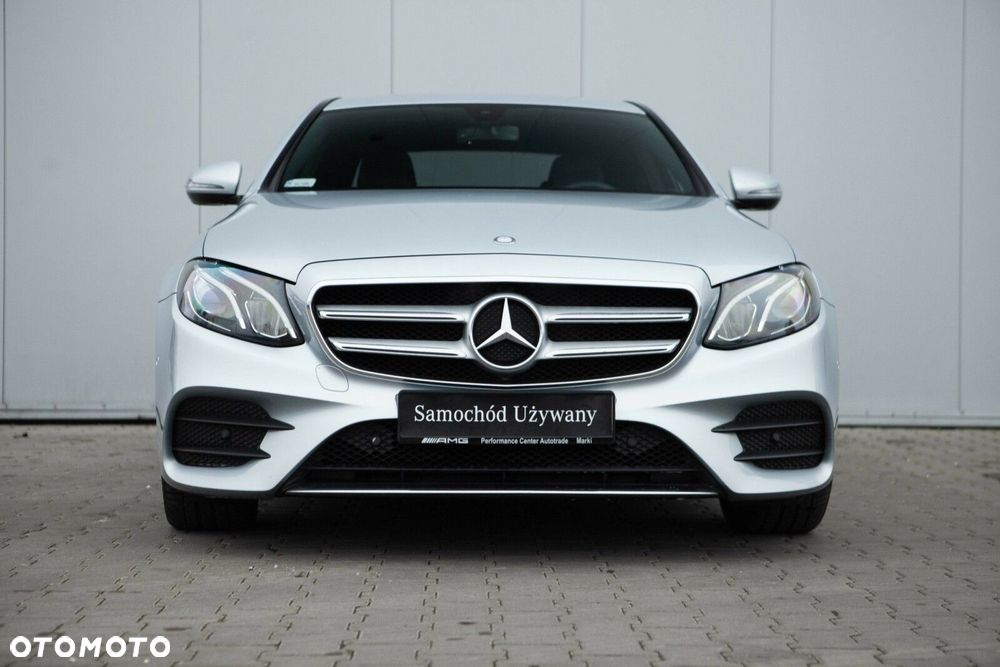 Mercedes-Benz Klasa E 220 d 9G-TRONIC - 4